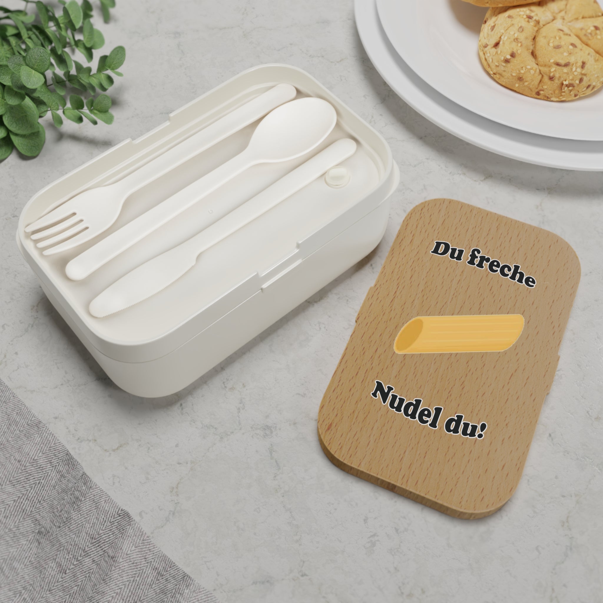 Lunch Box — "Du freche Nudel du!"